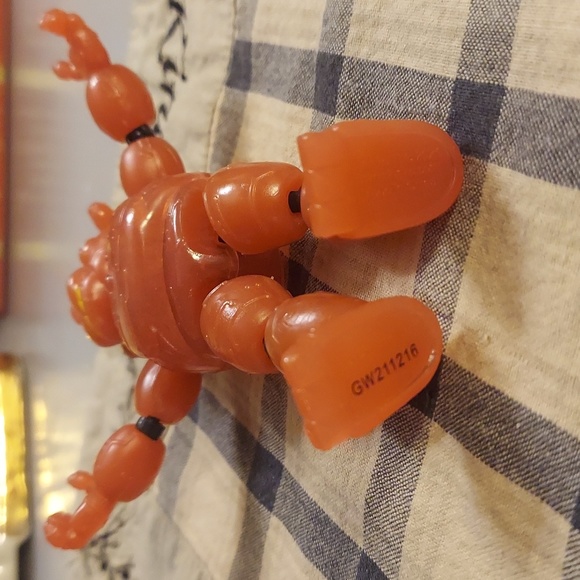 ❤️ Funko Five Nights at Freddy's Livewire Freddy Action Figure - Picture 6 of 7